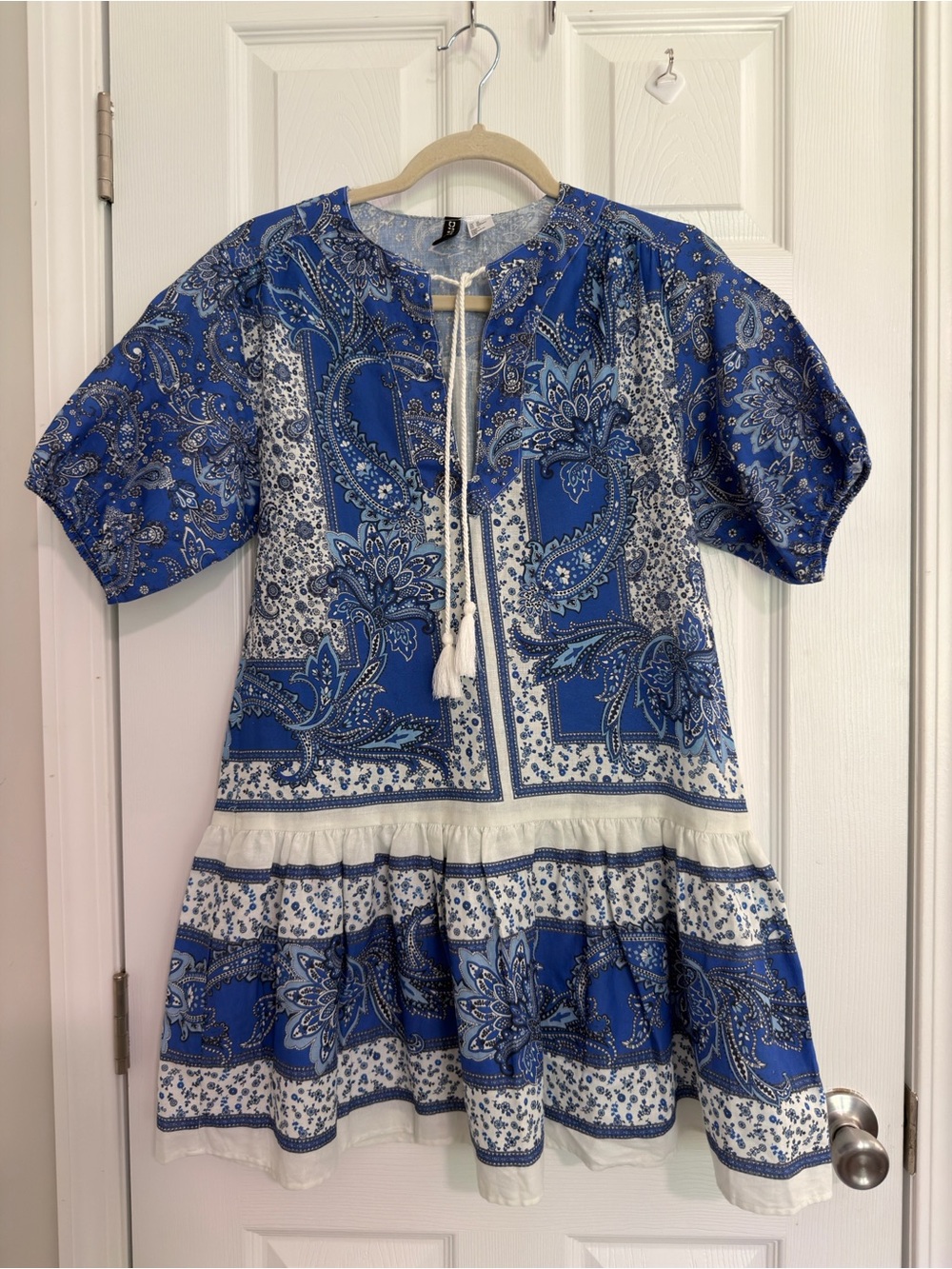 NWOT H&M Women's Blue White Paisley Puff Sleeve Tassel A-Line Short Dress XS